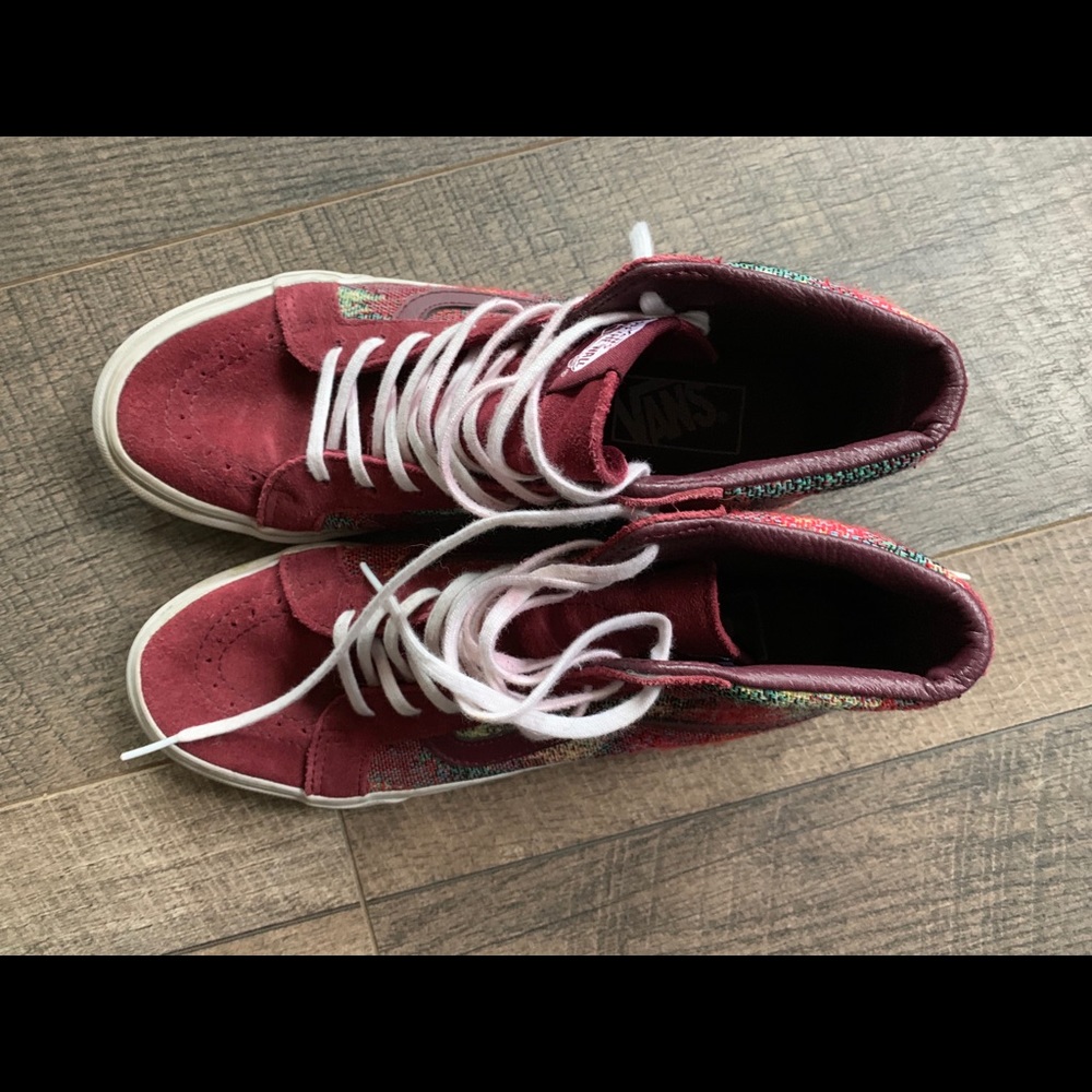 Vans - Picture 4 of 5